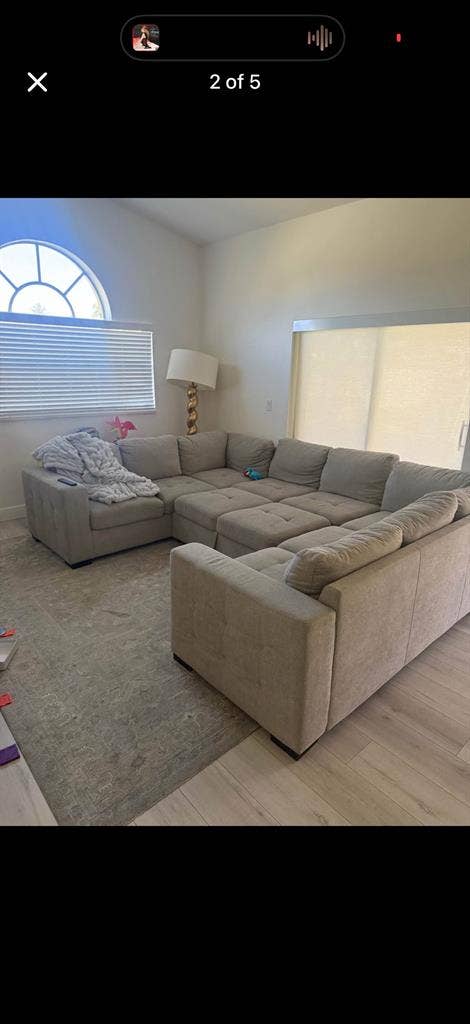 Female seeking female roommate.