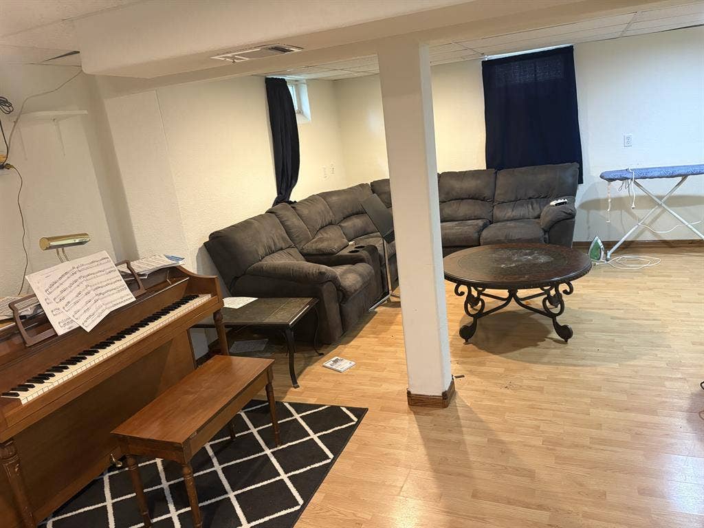 Grad Student Seeking 1-2 Roommates