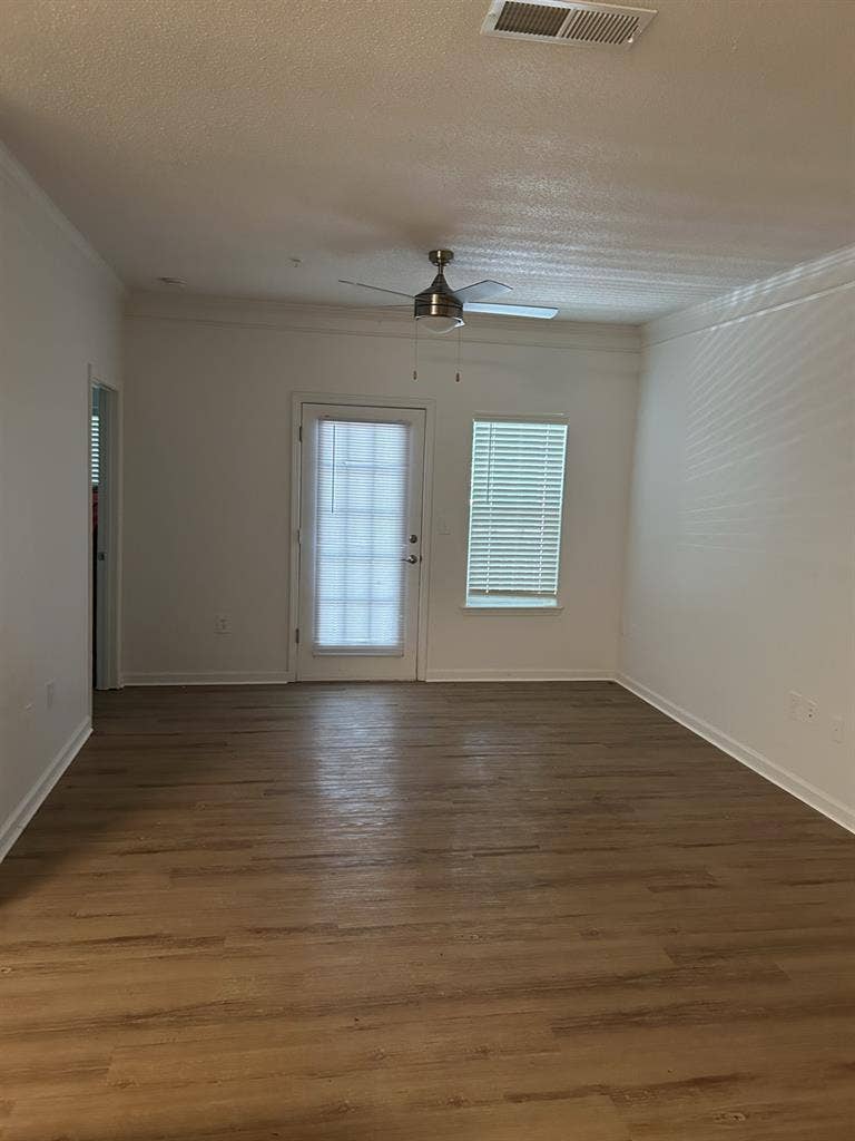 Room 4 Rent TEXT