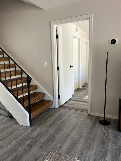 Room for rent in townhouse