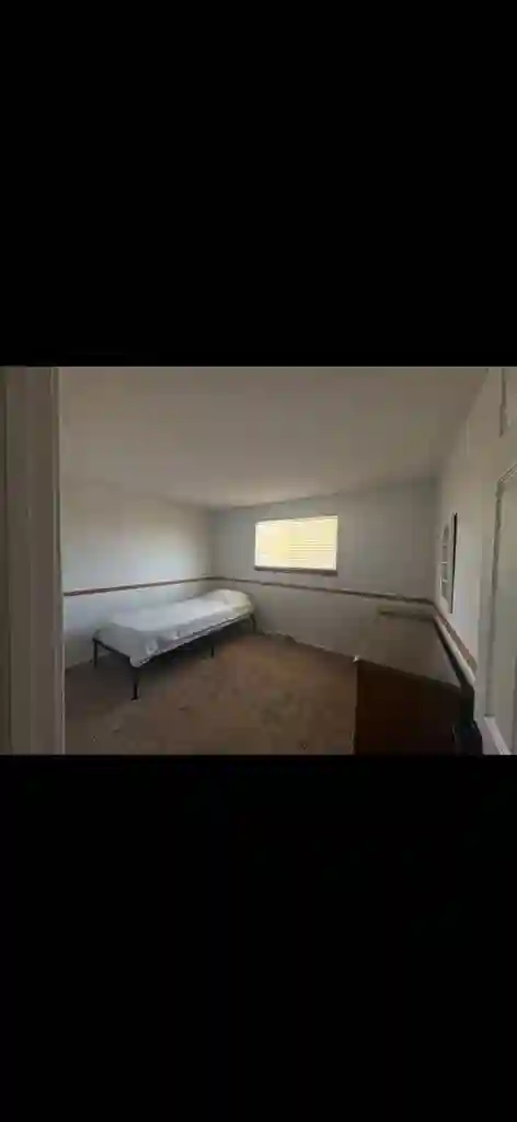 2 Private BR– $1,000/month each
