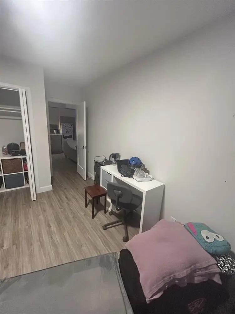 1/2 Lease transfer in NDG!