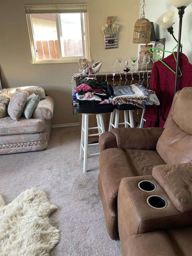 Brentwood Room For Rent