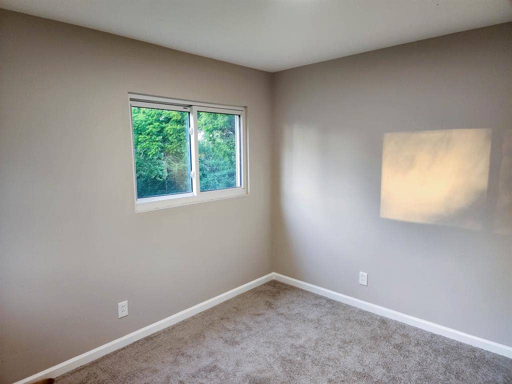 Room for Rent $900 Utilities Inc'd