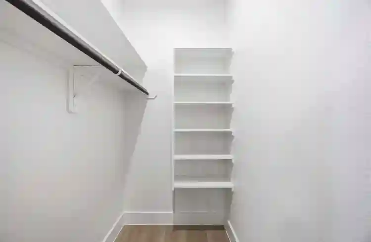 New Listing - 3 Rooms for rent
