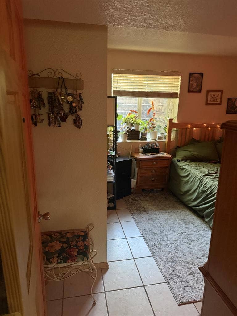 Room for rent near UCCS & 125