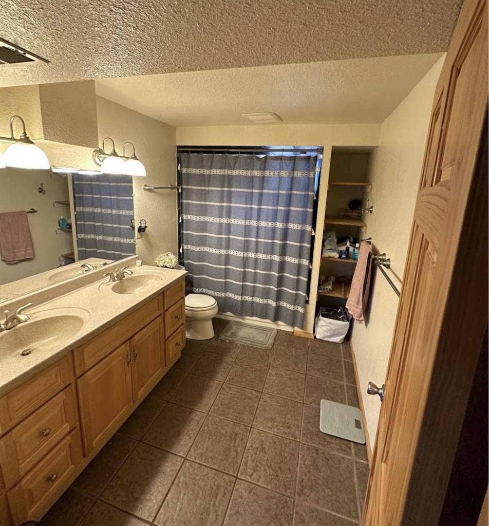 Room for rent near UCCS & 125