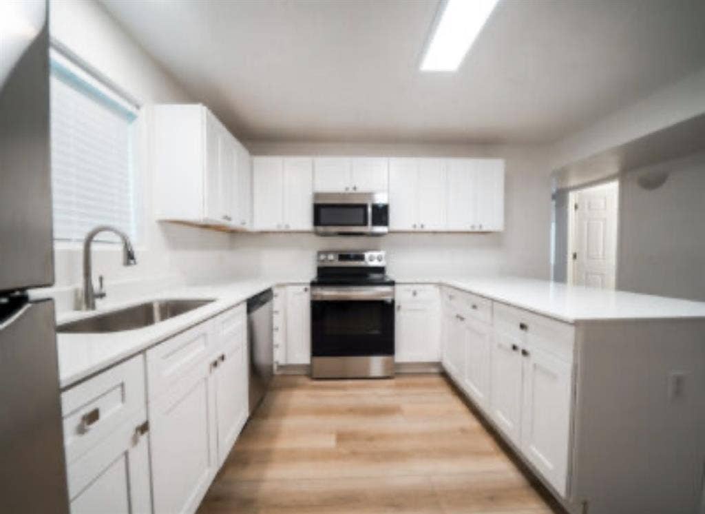 GIRLS ONLY! FREE Rent For Jul+Aug‼️