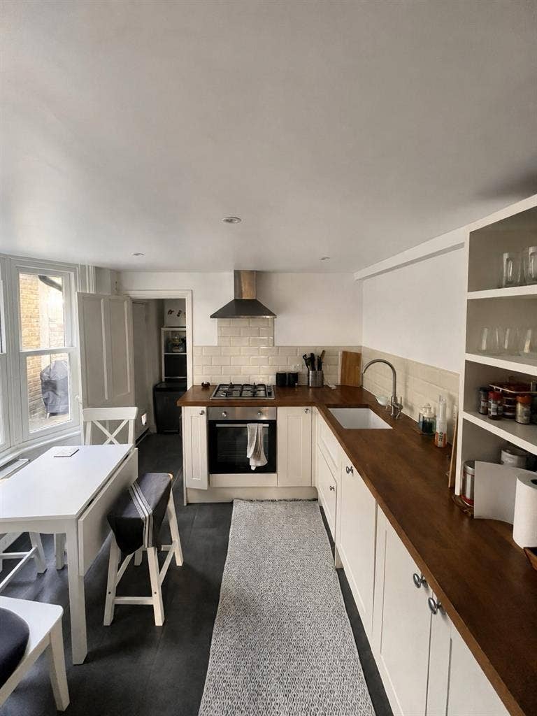 Bright room in Peckham