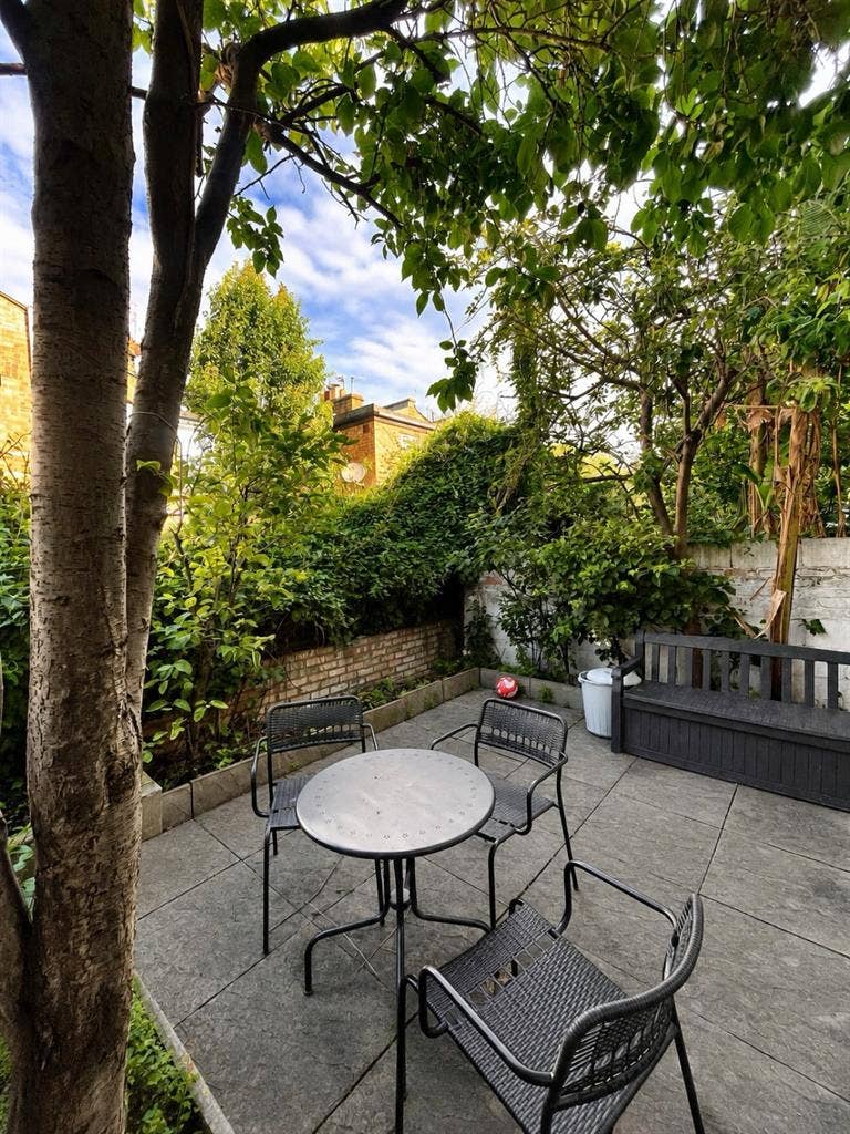 Bright room in Peckham