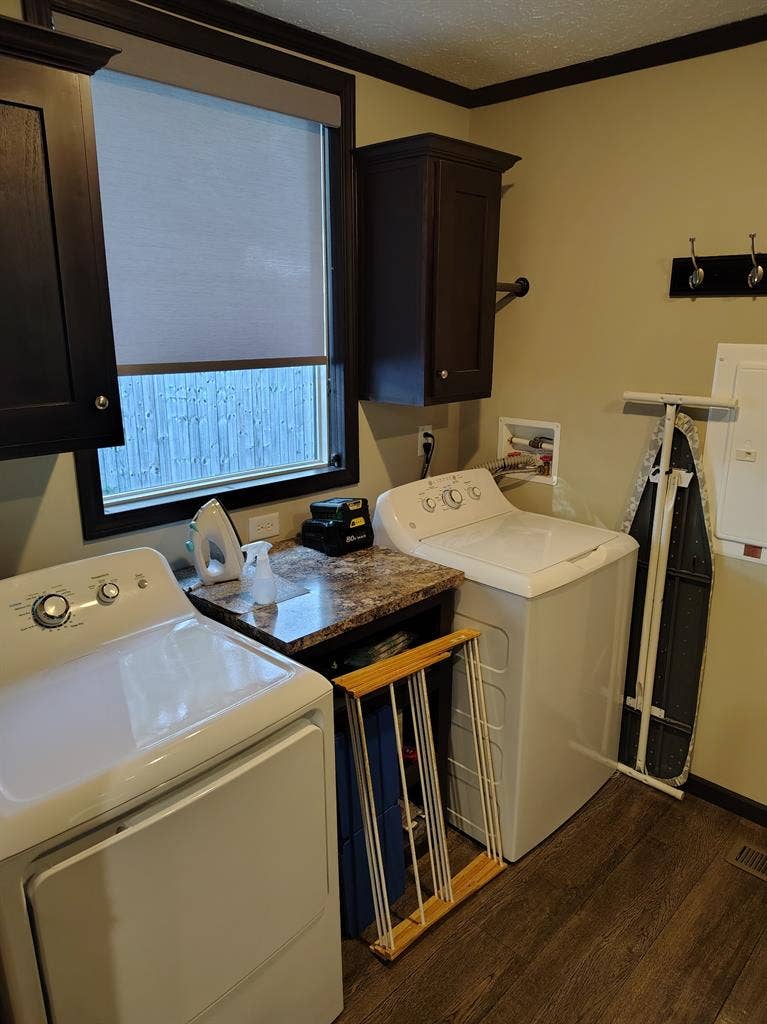 Hendersonville Room For Rent