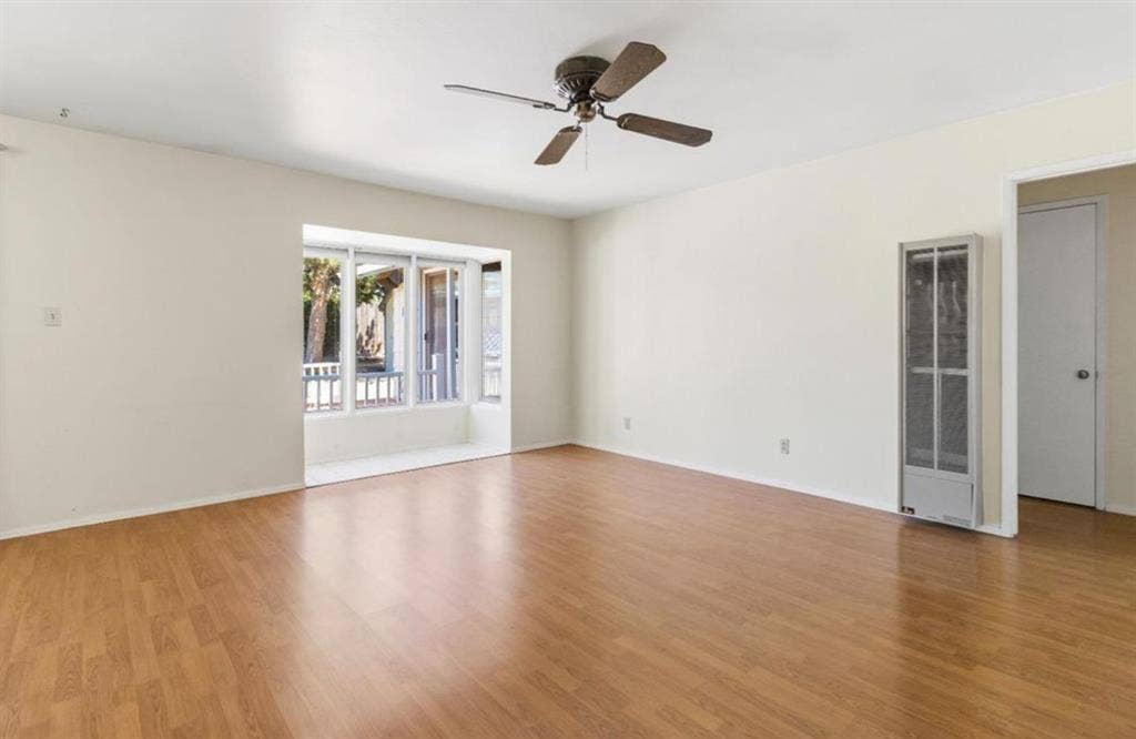 Private room in 3x2 House