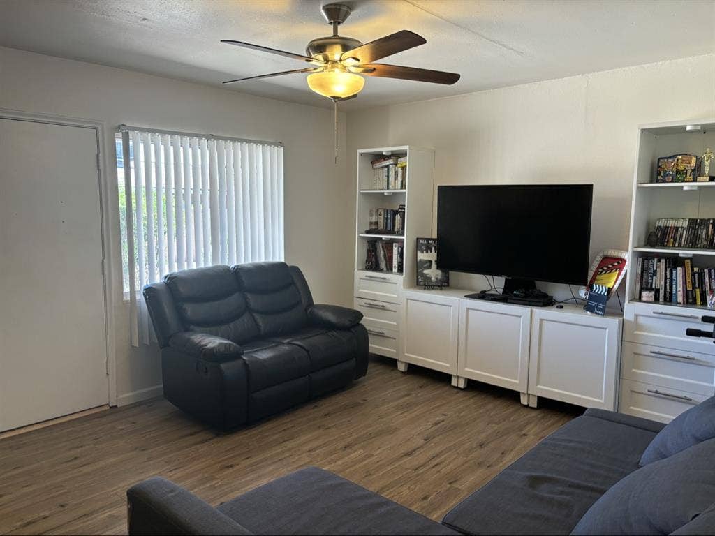 Cozy condo w/ private bathroom