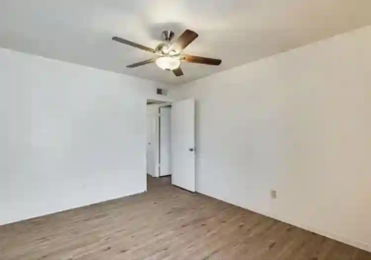 Cozy condo w/ private bathroom