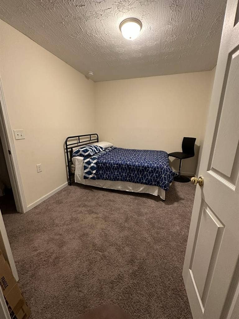 2 bedrooms, each for rent
