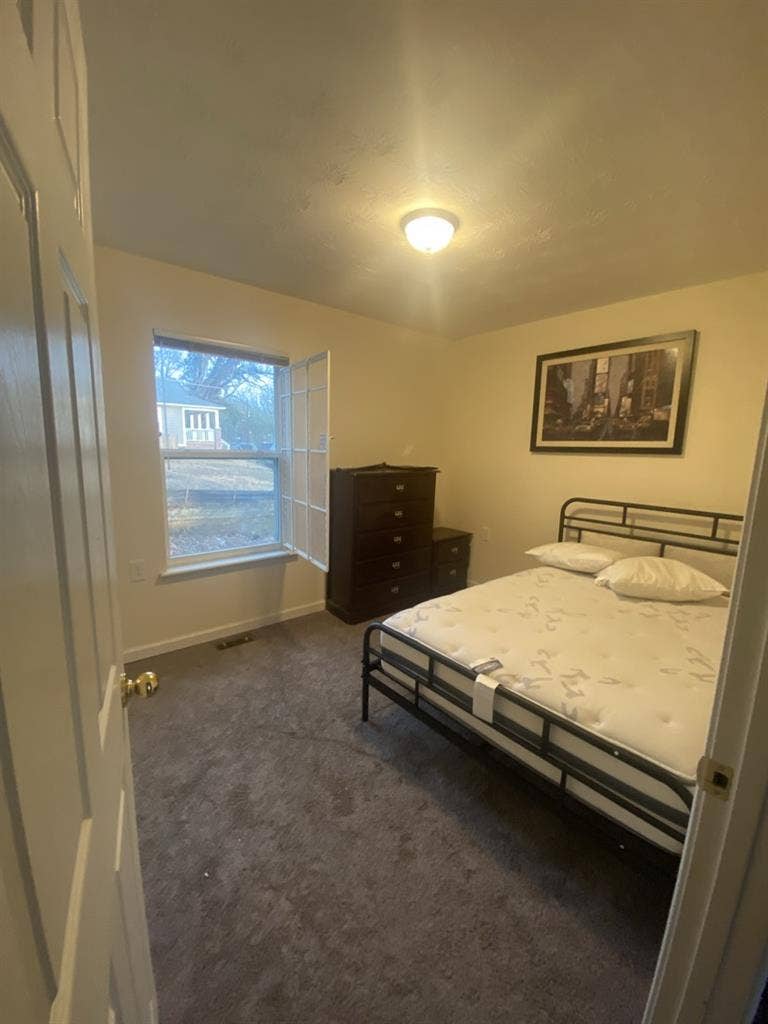2 bedrooms, each for rent