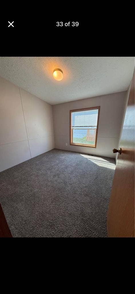 Room to rent in Fenton MI