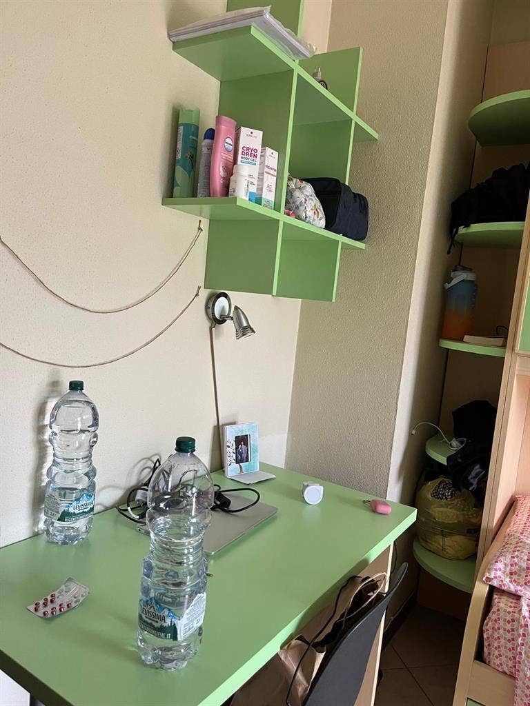Offro due posti letto in camera dop