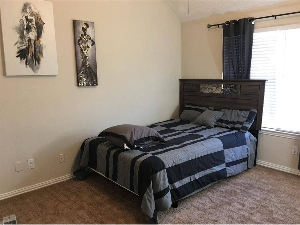West Plano room for rent
