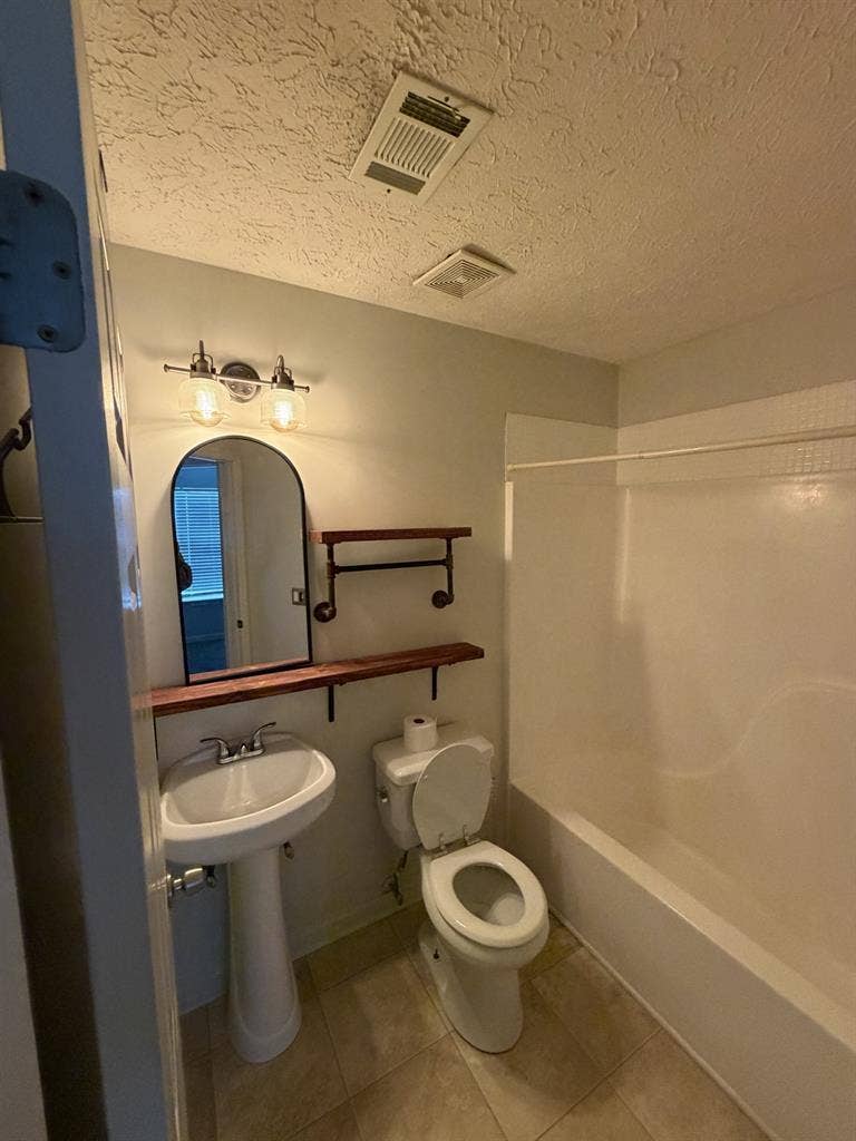 Need a 3rd roommate by August 1st