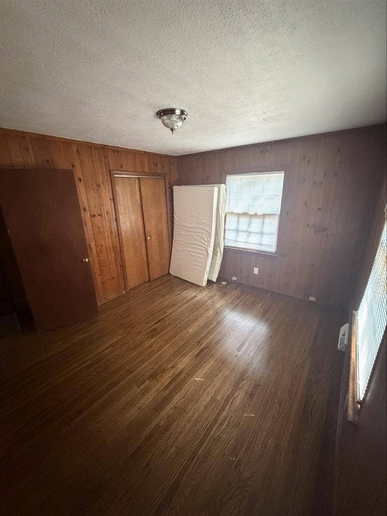 Two rooms for rentt
