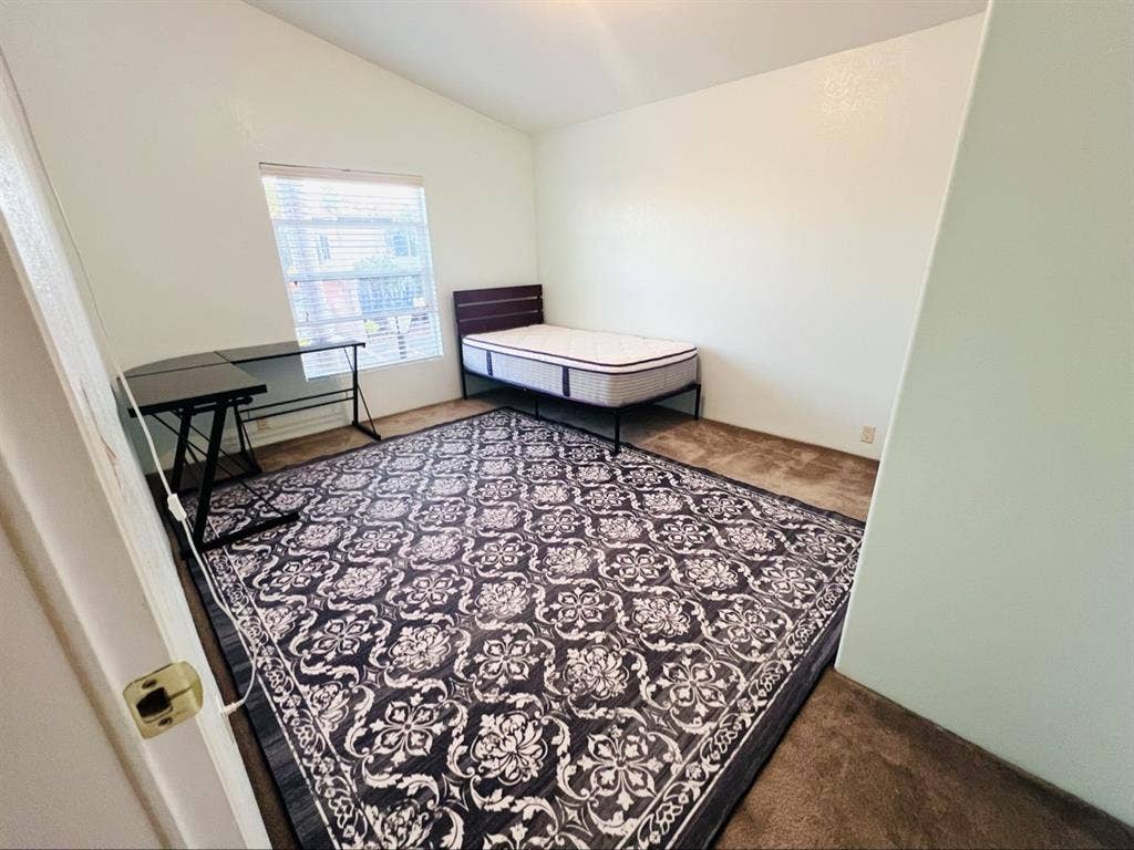 TWO ROOMS FOR RENT IN HB BUNGALOW