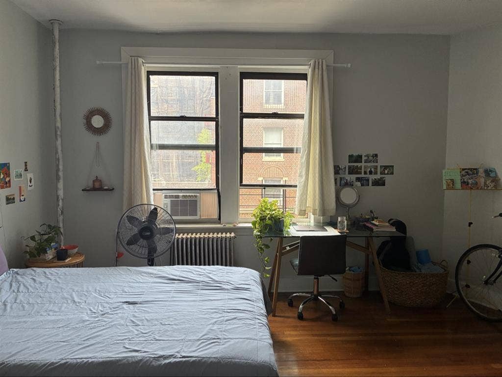 Spacious Room Sublet in Flatbush