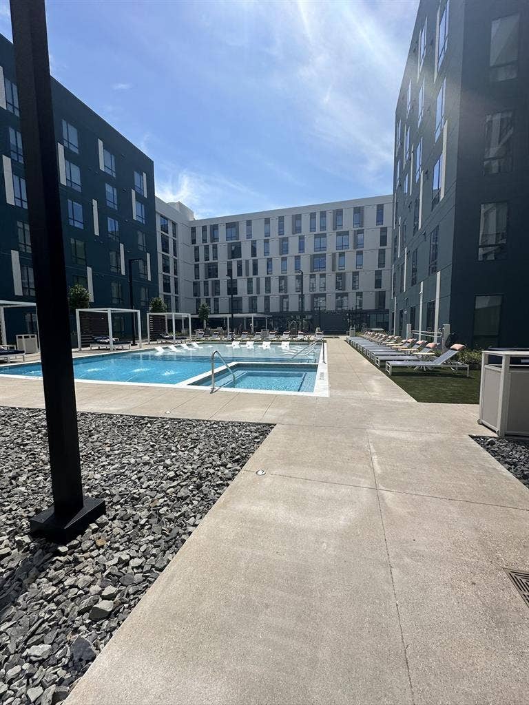 Studio Apartment - Fall 26 Sublease