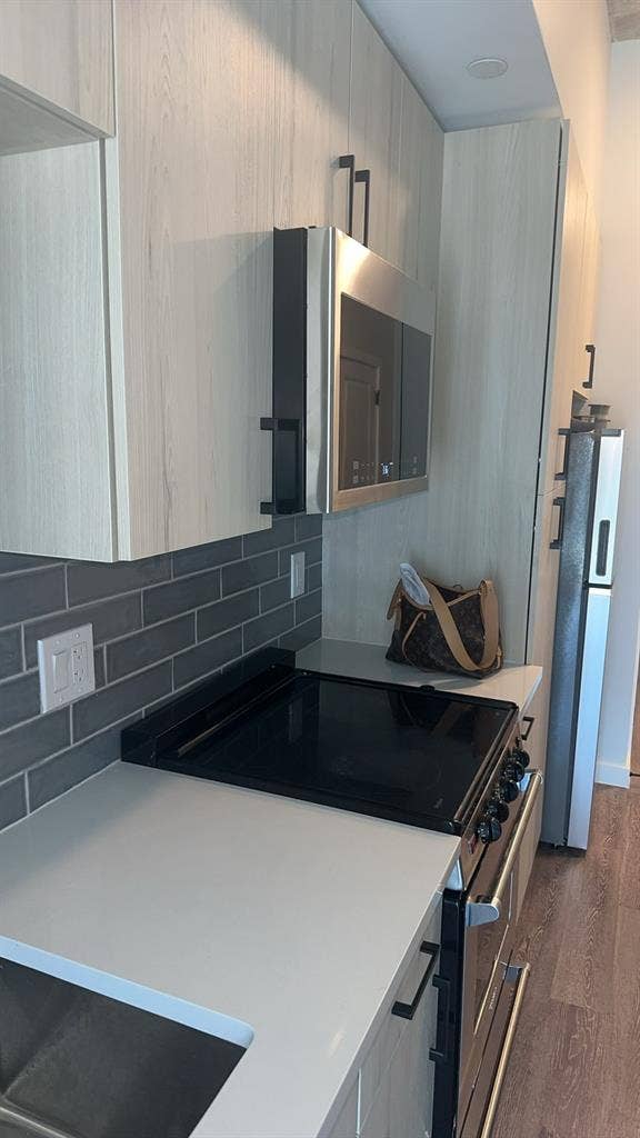 Studio Apartment - Fall 26 Sublease