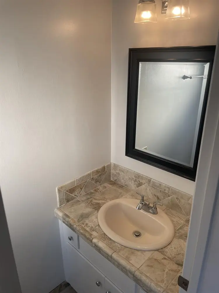 Master Bedroom w/ half bath in SaMo