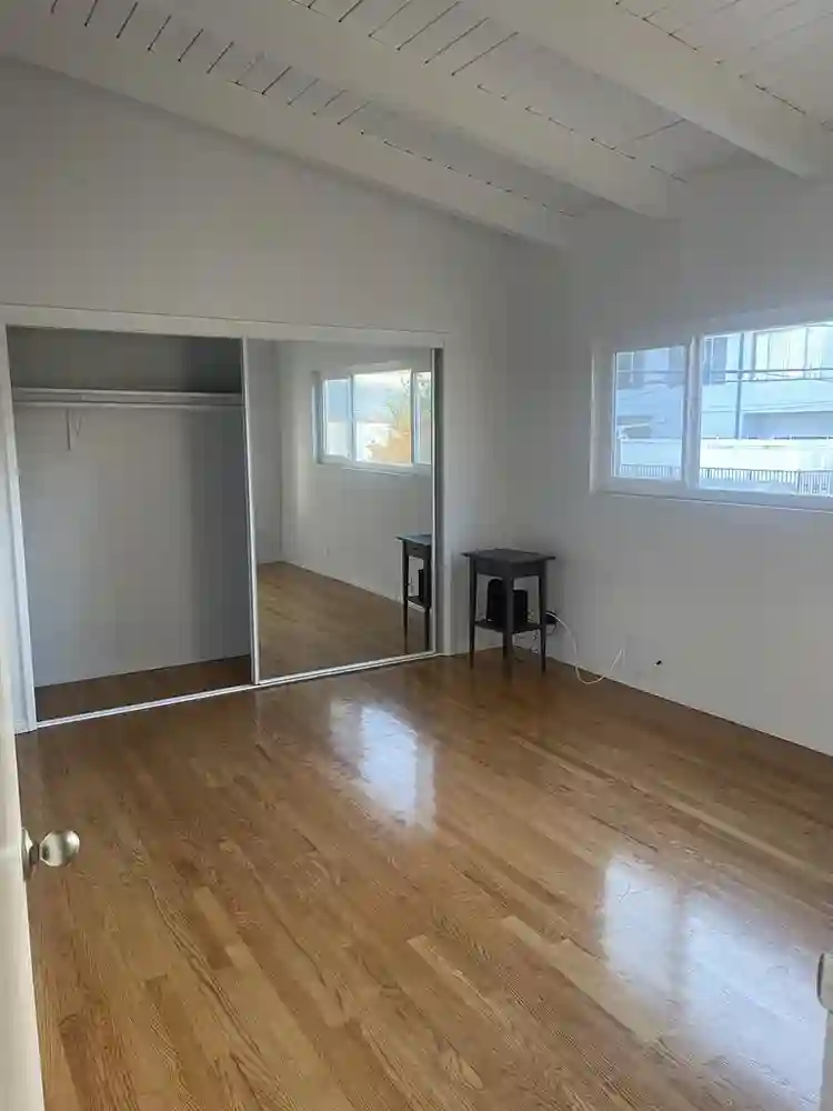 Master Bedroom w/ half bath in SaMo