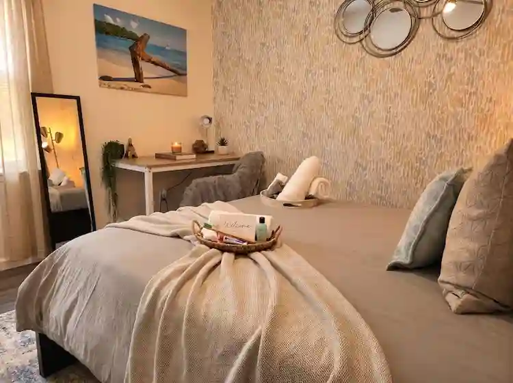 Room For Working Professionals