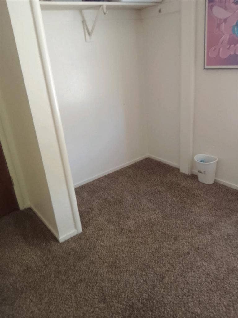 Room for rent - Month - To Month