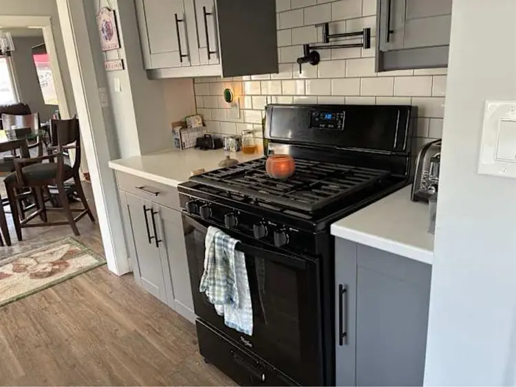 Cozy Home in Downtown Davison