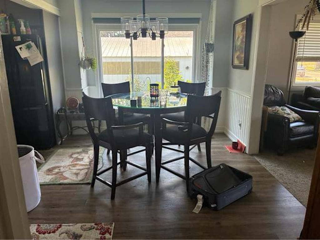 Cozy Home in Downtown Davison
