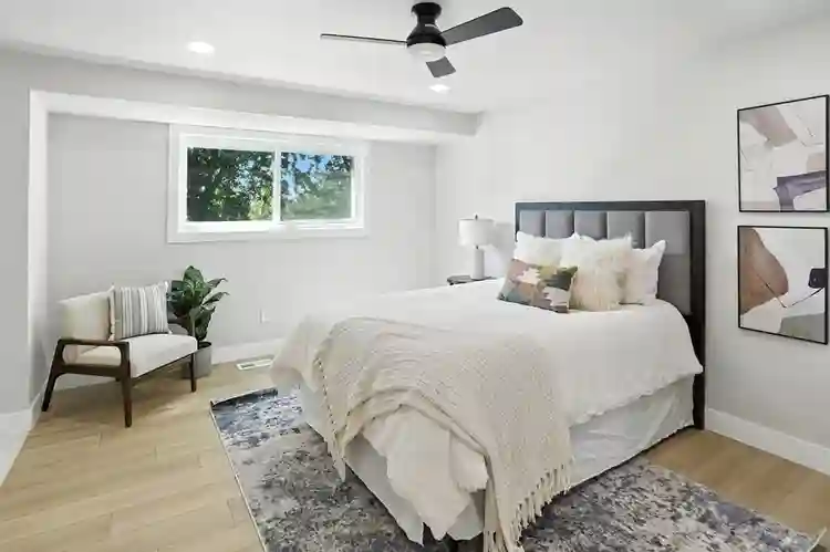 Private Room & Bathroom in Sandy