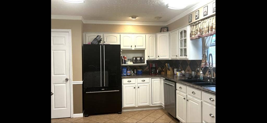 Private bedroom -convenient W Knox