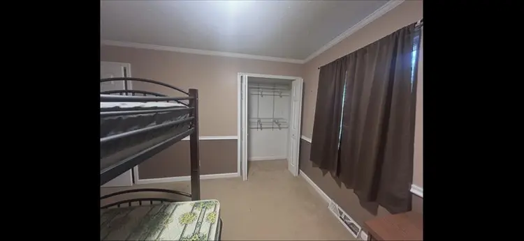 Private bedroom -convenient W Knox