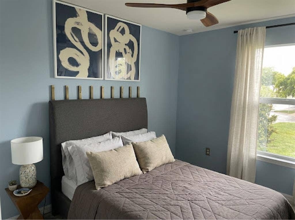 Private Room in Quiet Home