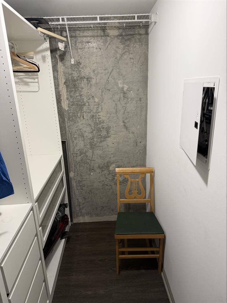 Room for rent in Hollywood