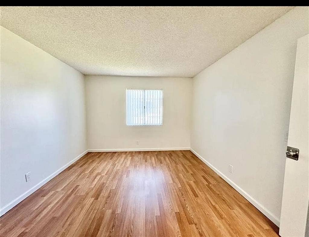 Prívate room in Cypres, Ca. $
1200