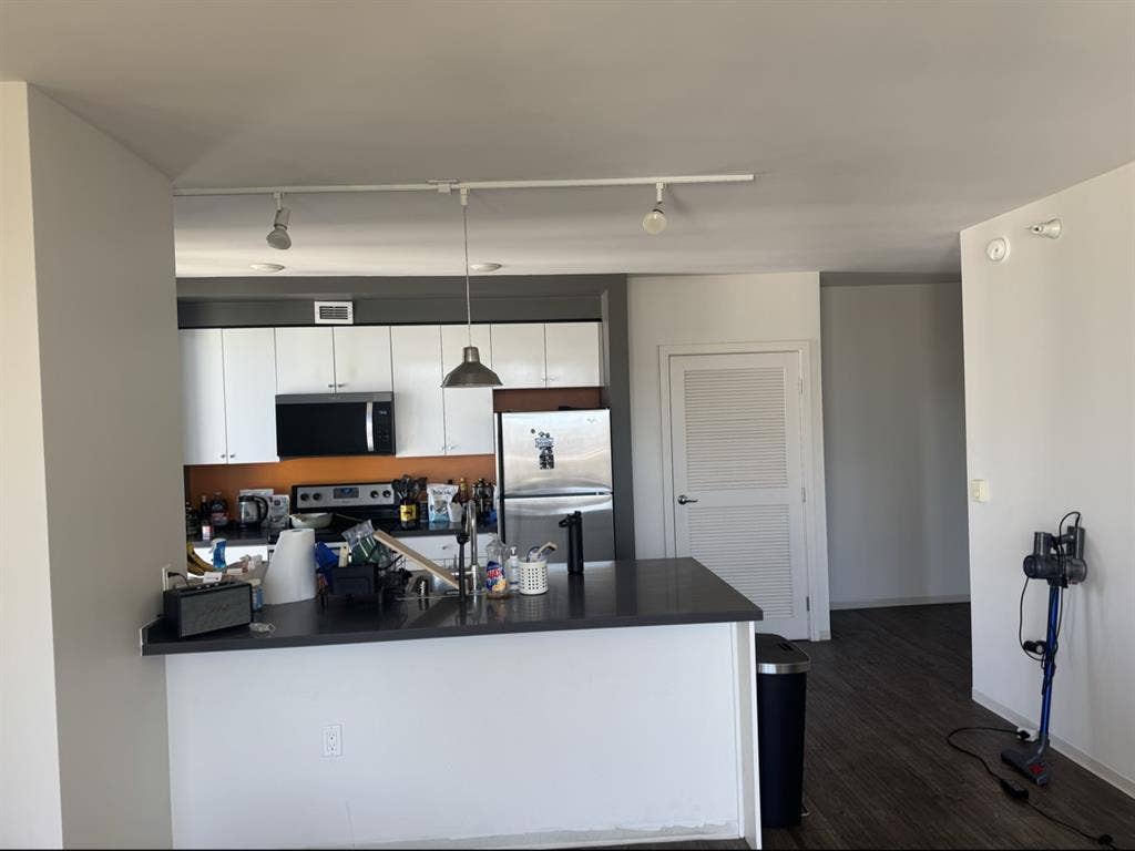 Spacious Room Available in 2B 2BA