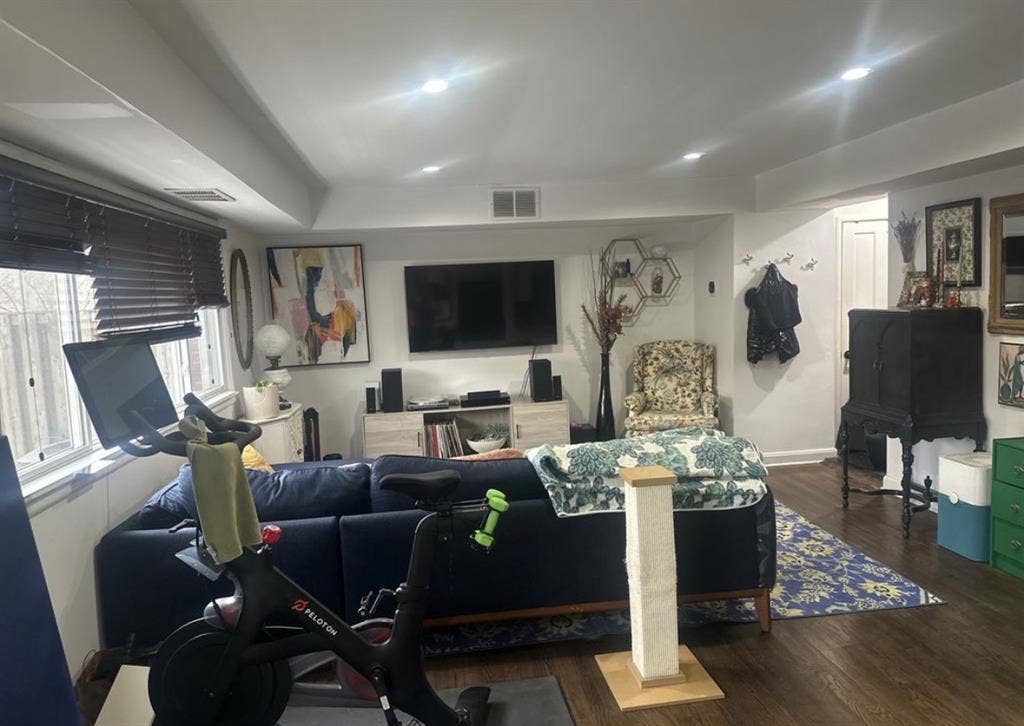 Furnished bedroom 2 bed townhouse