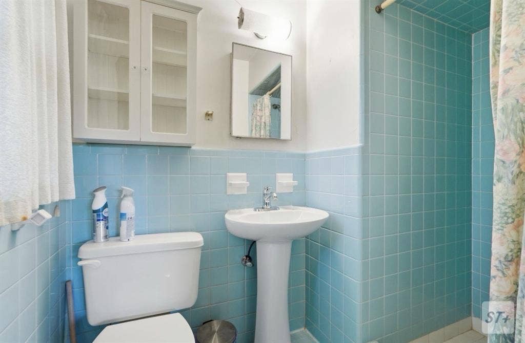4/2 House walkable to UF Stadiumm