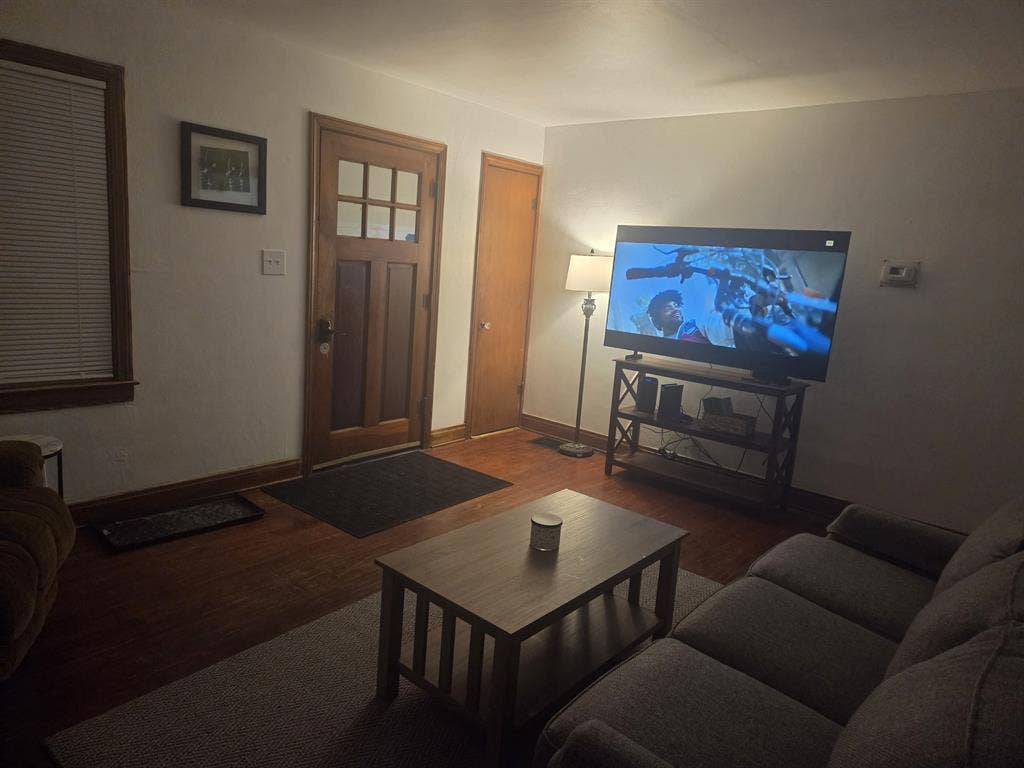 Furnished room for rent!