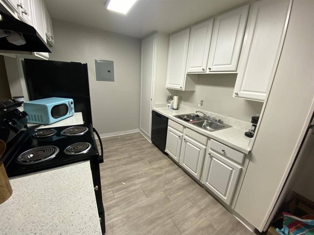 1BED 1 BATH