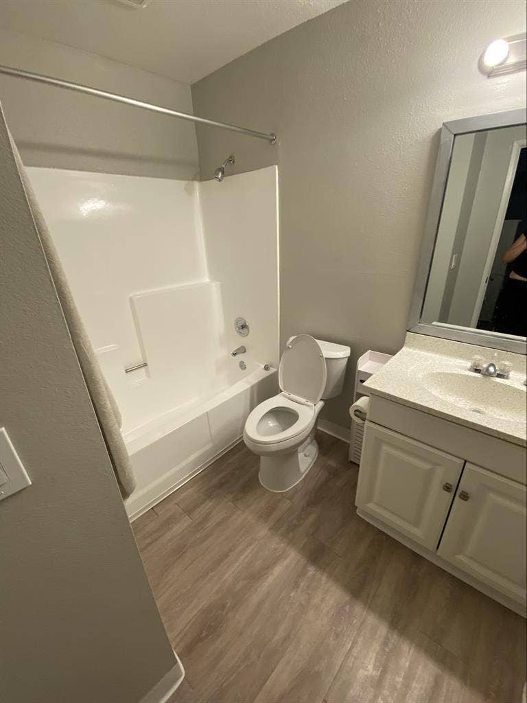 1BED 1 BATH