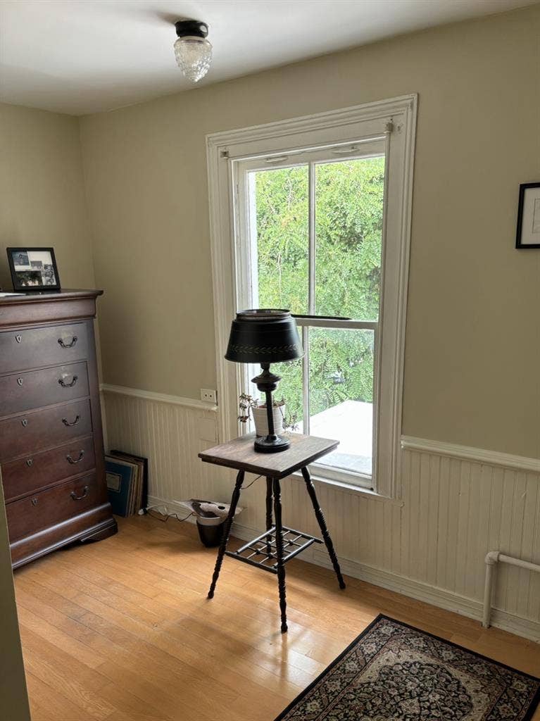 Room for rent near downtown
