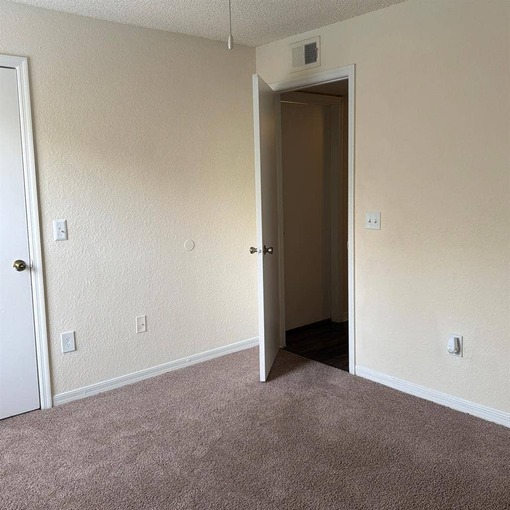 Room for rent $700 a month