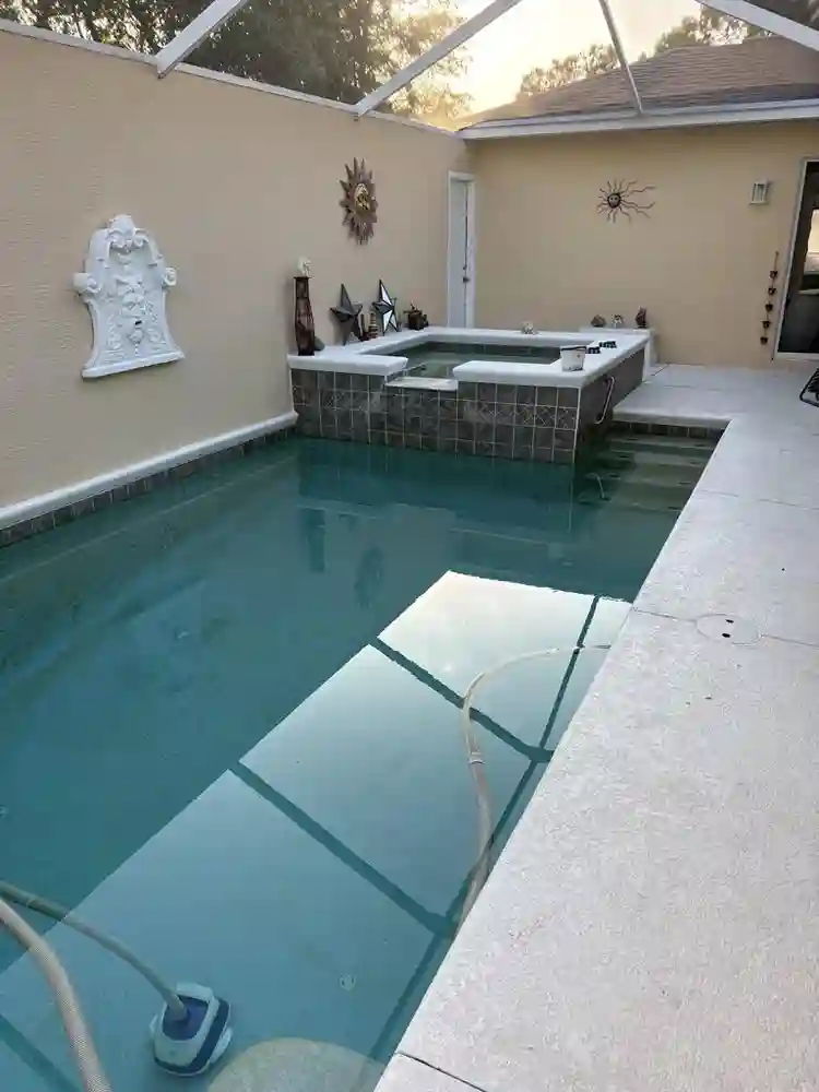 Room available to rent